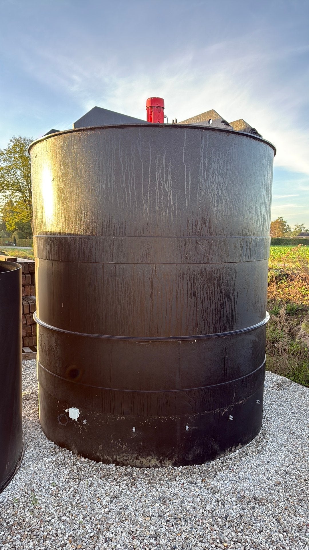 Kunststof Tank met roerinrichting 9m3, Ophalen, Gebruikt