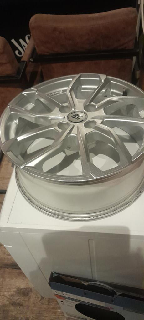 RC Design Velgen 17 inch - Nieuwstaat, Auto-onderdelen, Banden en Velgen, Ophalen, Gebruikt, Velg(en), 17 inch