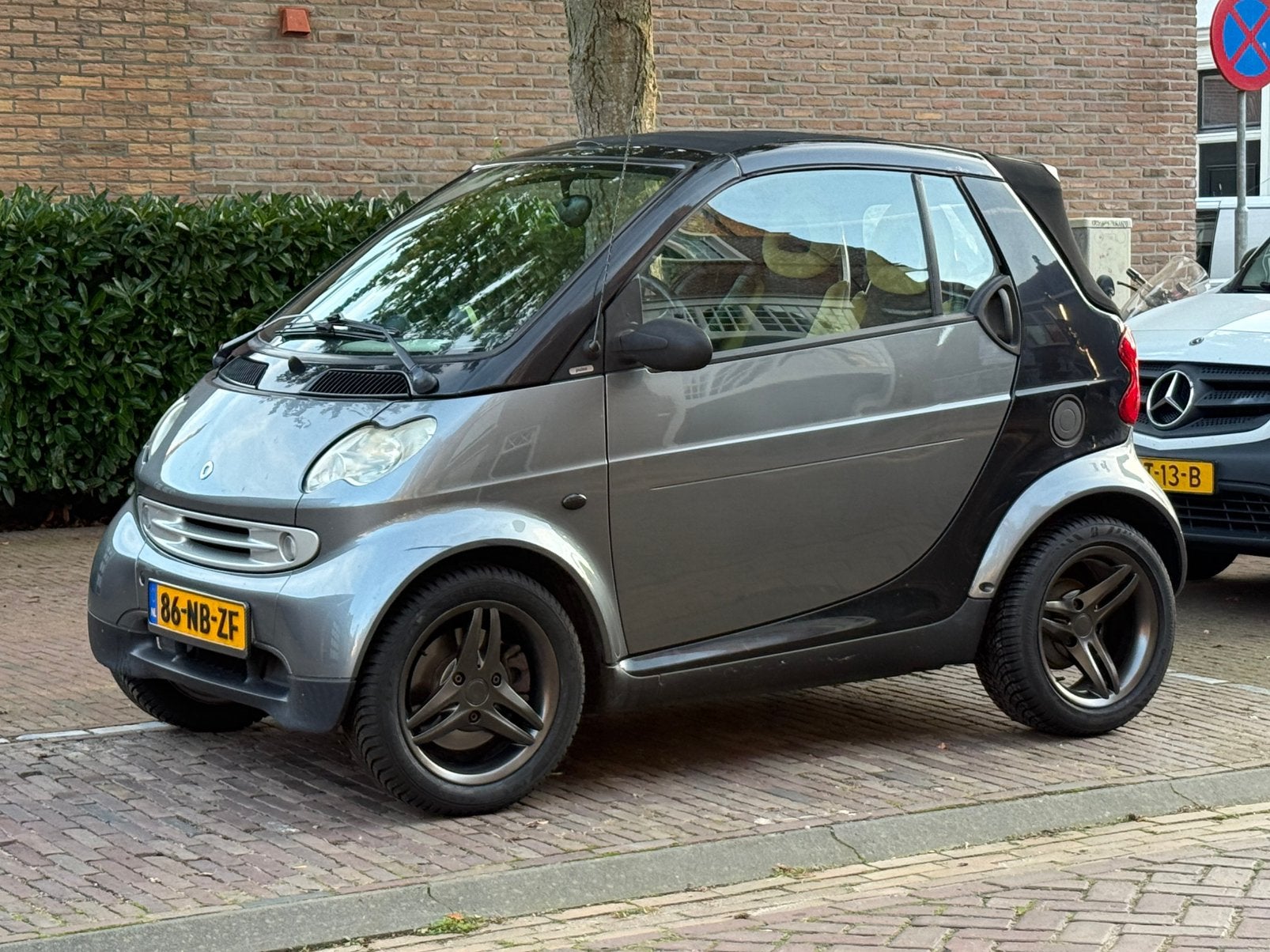 Smart 0.7 Cabrio 45KW 2003 Zwart, Auto's, Smart, 21 km/l, Achterwielaandrijving, Cabriolet, 61 pk