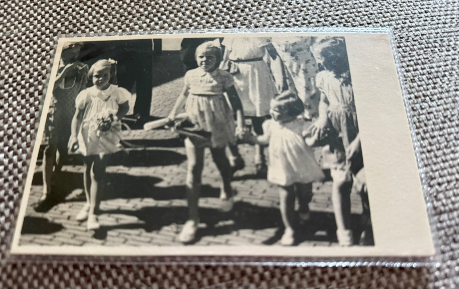 Teuge De drie Prinsesjes op vliegveld Teuge, Ophalen of Verzenden, Zo goed als nieuw, Kaart, Foto of Prent