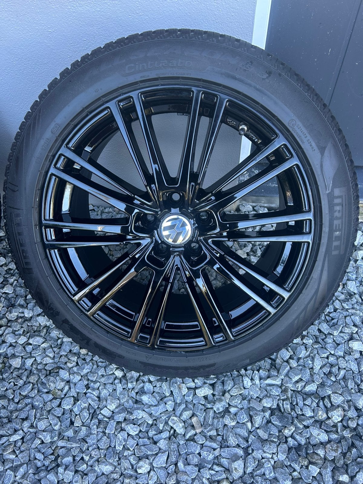 Vw T Roc velgen Roc All Season Pirelli kleur zwart, Ophalen, 18 inch, Banden en Velgen, Nieuw