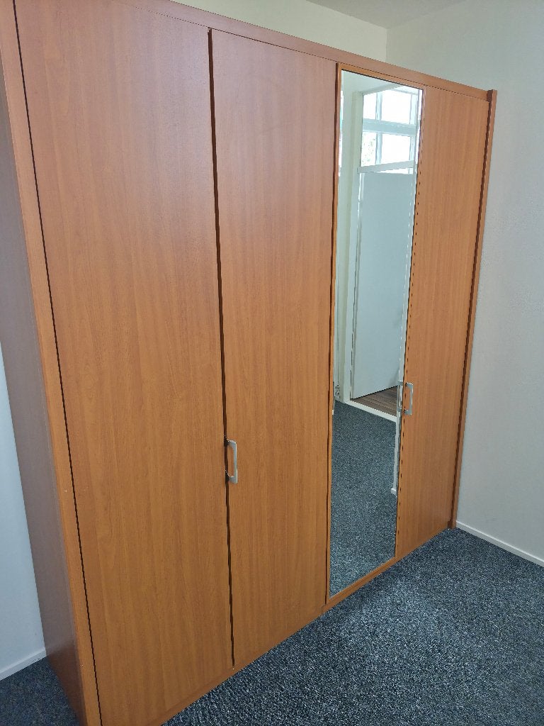 Kledingkast groot met spiegel, Huis en Inrichting, Kasten | Kledingkasten, Ophalen, Met deur(en), Gebruikt, 200 cm of meer