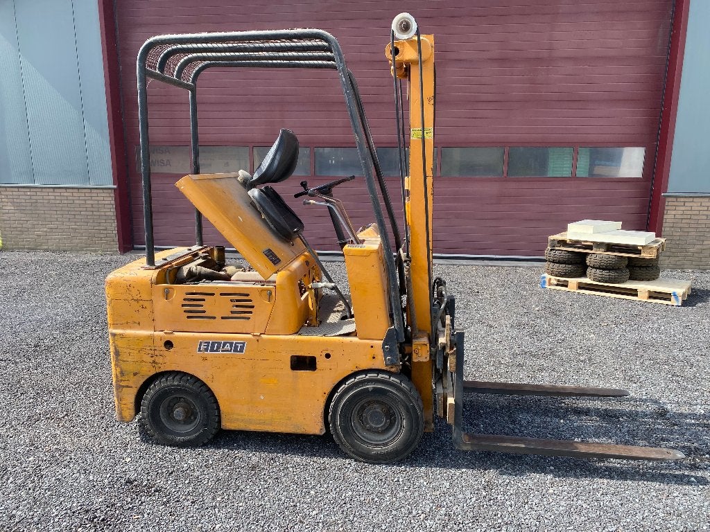 Heftruck, Zakelijke goederen, Machines en Bouw | Heftrucks en Intern transport, Diesel, Heftruck, Ophalen of Verzenden, 1000 tot 2000 kg