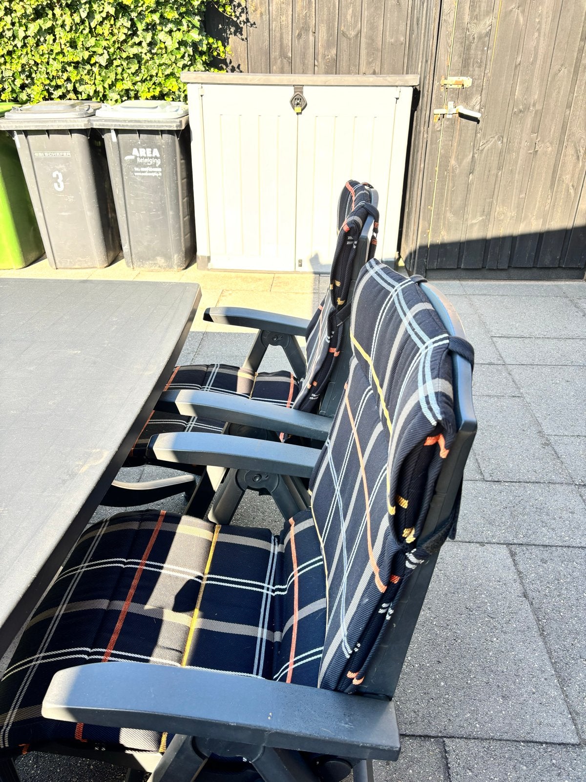 2 grijze Hartman tuinstoelen (zonder kussens), Kunststof, Gebruikt, Eettafel, Tuinset