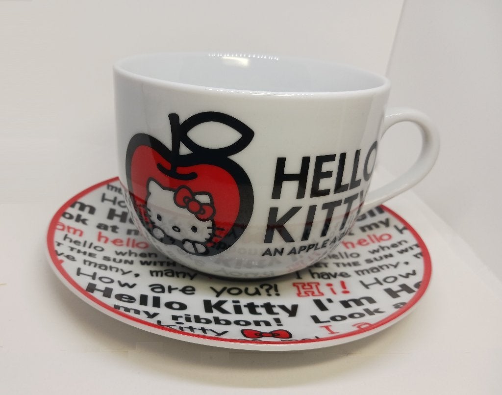 Hello Kitty SANRIO Kop en schotel - Porcelana Tognana Italy, Overige merken, Ophalen of Verzenden, Zo goed als nieuw, Overige stijlen
