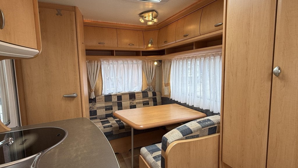 Hobby De Luxe 400 SF bouwjaar 2007 met Brand voortent, Caravans en Kamperen, Hobby, Bedrijf, Treinzit, 750 - 1000 kg