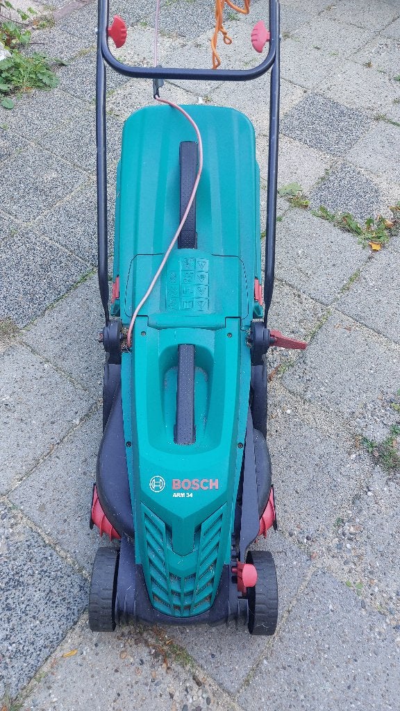 Bosch ARM 34 elektrische grasmaaier - Zo goed als nieuw