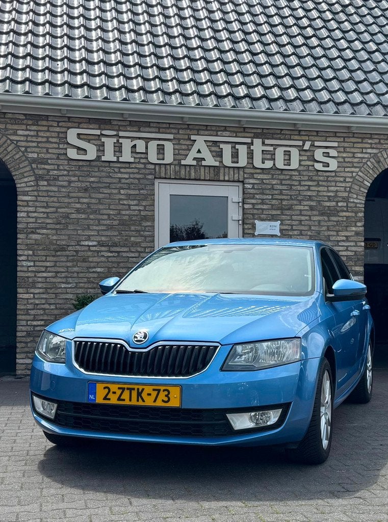 Skoda Octavia 1.2 Bj 2015 met Slechts 44184 Km Van Eerste ei, Voorwielaandrijving, Euro 5, Gebruikt, 4 cilinders
