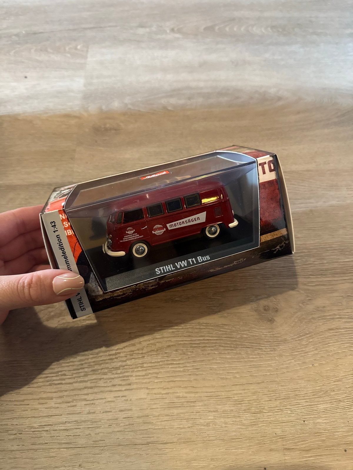 Schuco STIHL VW T1 Bus Miniatuurmodel, Ophalen of Verzenden, Nieuw, Bus of Vrachtwagen, Schuco