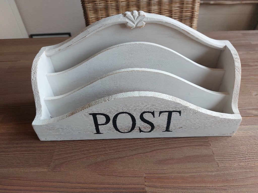 Mooie Brocante Post / Brieven Houder Hout van RIVERDALE, Gebruikt, Verzenden, Postvak, Hout