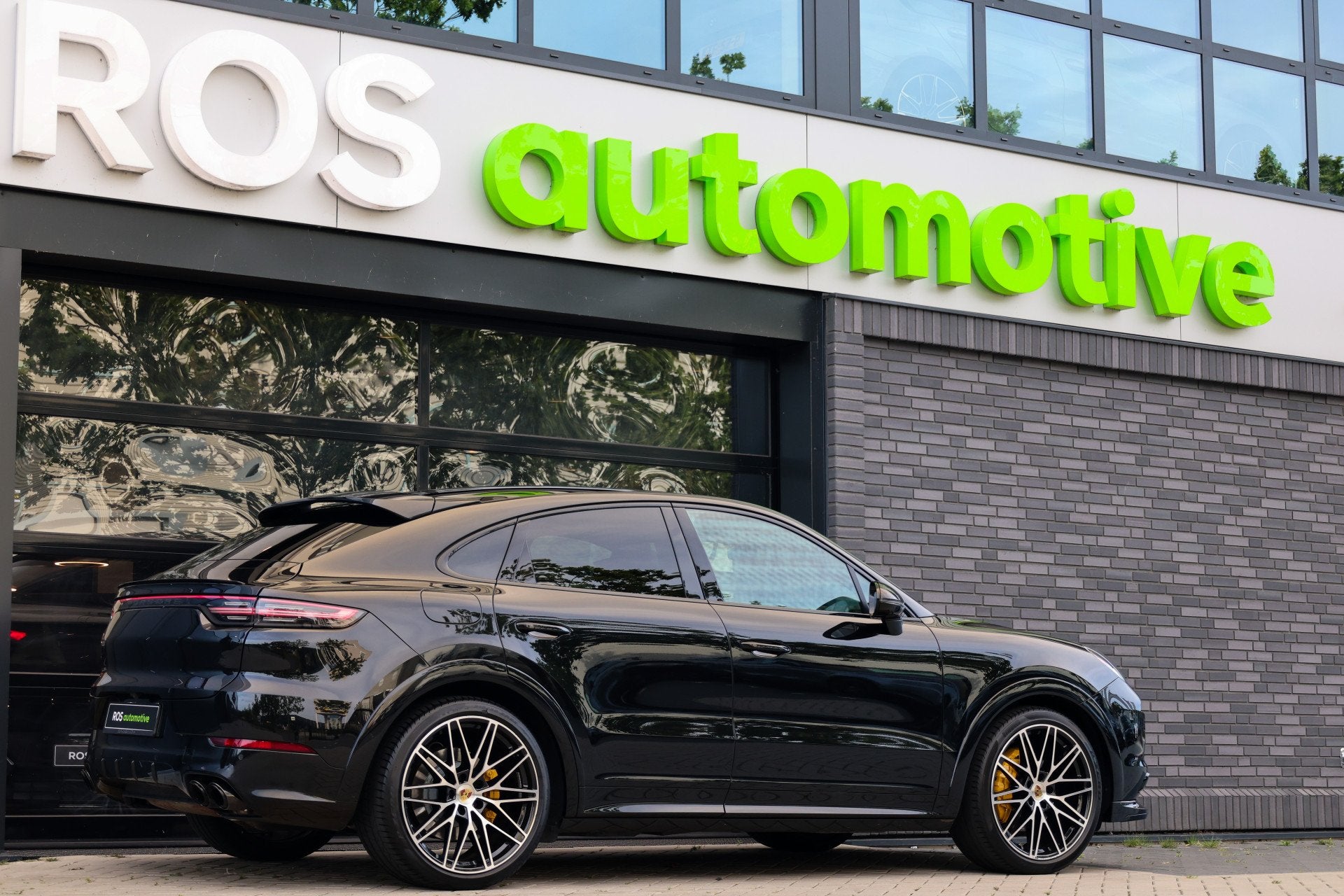 Porsche Cayenne Coupé 3.0 E-Hybrid Platinum Edition | NAP!, Auto's, Automaat, 14 kWh, Gebruikt, 2995 cc