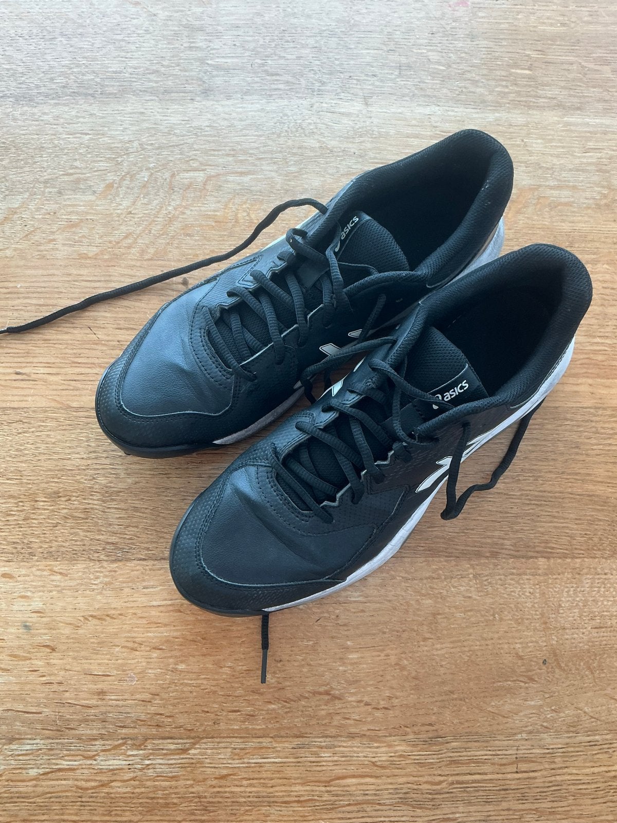 Asics Hockeyschoenen Zwart Maat 45, Ophalen of Verzenden, Gebruikt, Schoenen