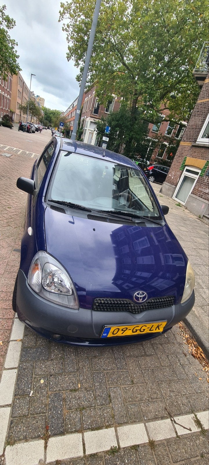 Toyota Yaris 1.0 16V 3DR 2000 Blauw, Auto's, Voorwielaandrijving, 4 cilinders, 68 pk, Origineel Nederlands