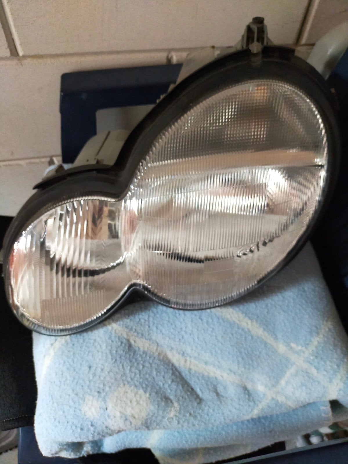 Nieuwe Koplamp Mercedes-Benz C-Klasse W203, Ophalen of Verzenden, Nieuw, Mercedes-Benz
