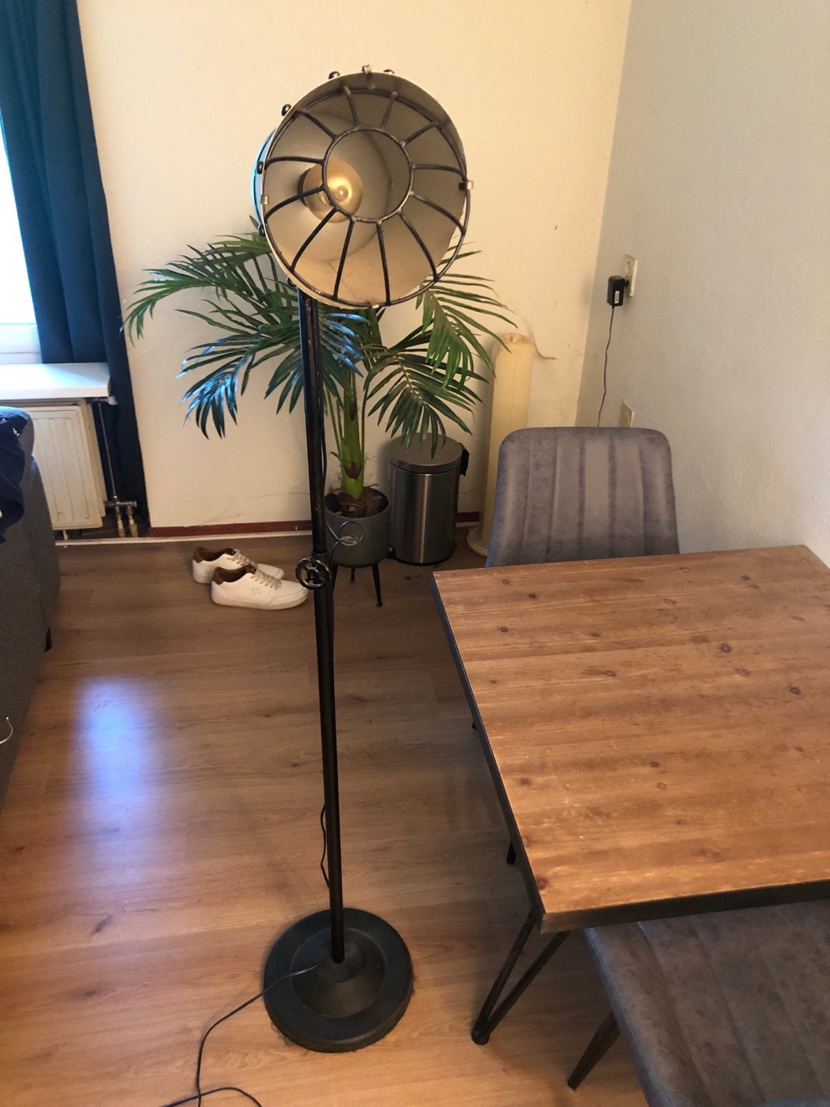 Industriële Vloerlamp Zwart, Ophalen, E27 (groot), Zo goed als nieuw, Metaal