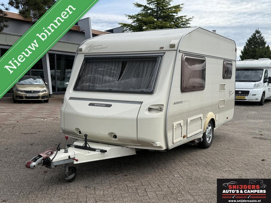 Avento Avance Esclusivo 395 TLH met mover en voortent, Caravans en Kamperen, Caravans, Koelkast, Avento, Bedrijf, 750 - 1000 kg