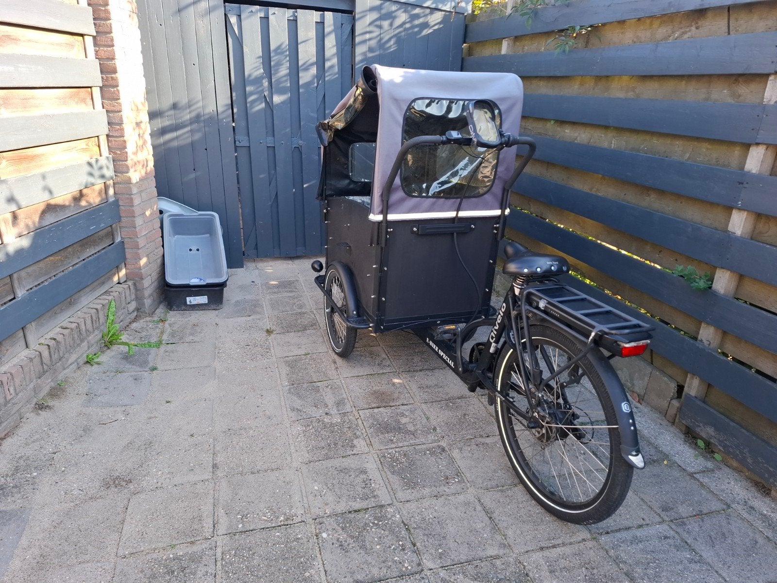 Qivelo Bakfiets E-Bike Special met Huif, Ophalen, Gebruikt, 4 kinderen of meer, Huif