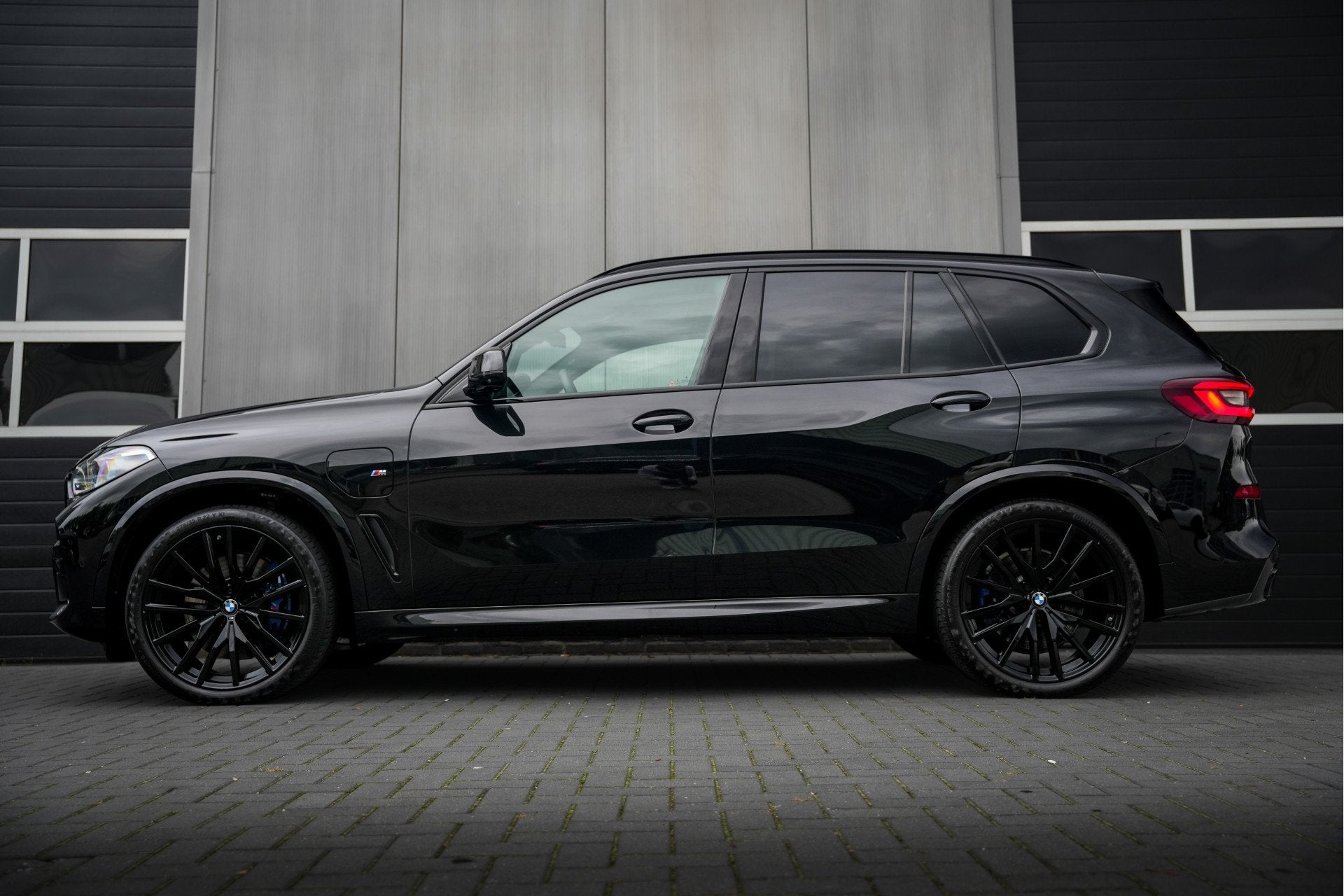 BMW X5 xDrive45e 394 pk High Executive M-Sportpakket /Pano-D, Adaptive Cruise Control, Gebruikt, 394 pk, Zwart