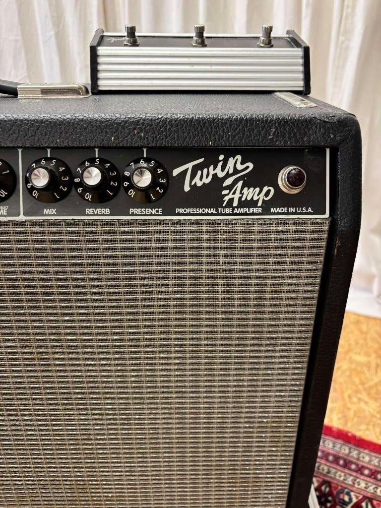 Twin Amp - 25W/100W Switchable (incl. flight case), Ophalen, Gebruikt, Minder dan 50 watt, Fender