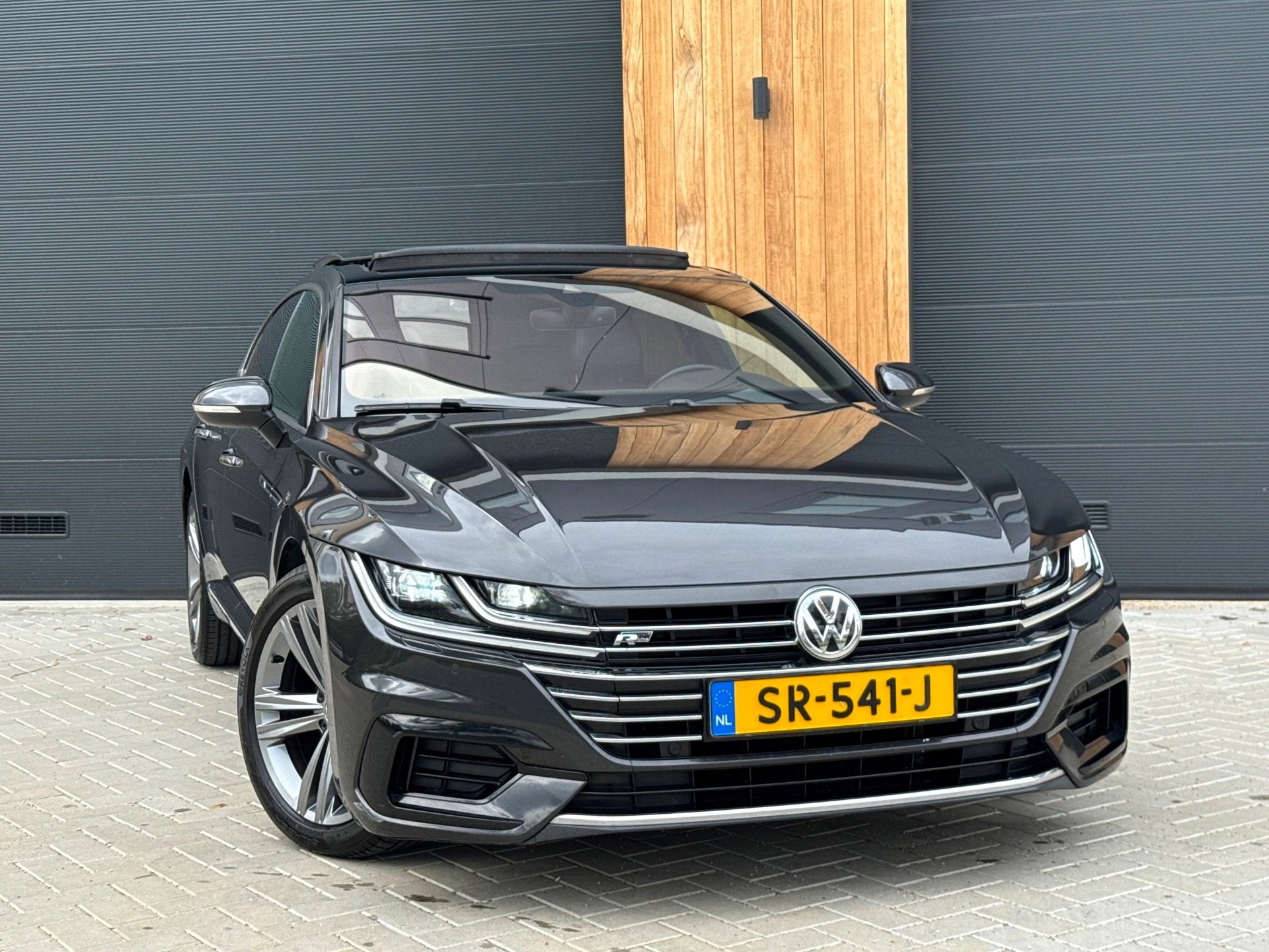 Volkswagen Arteon 2.0 TDI R-Line (bj 2018) PANO/XENON/LEER/L, Auto's, Arteon, Gebruikt, 4 cilinders, Automatische klimaatregeling