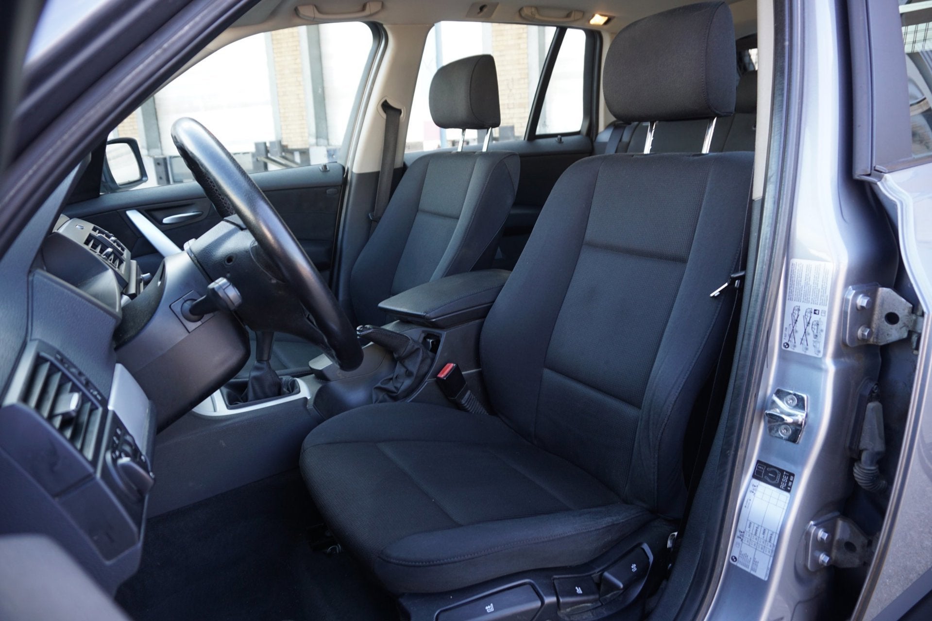 BMW X3 2.0d Business Line, Auto's, Dealer onderhouden, Stof, Zwart, 150 pk