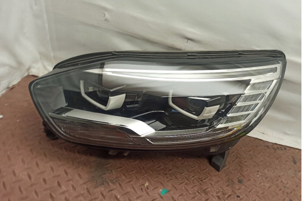 Renault Scenic full led koplamp 260609501R  links, Niet ingevuld, Gebruikt, Renault, Niet ingevuld