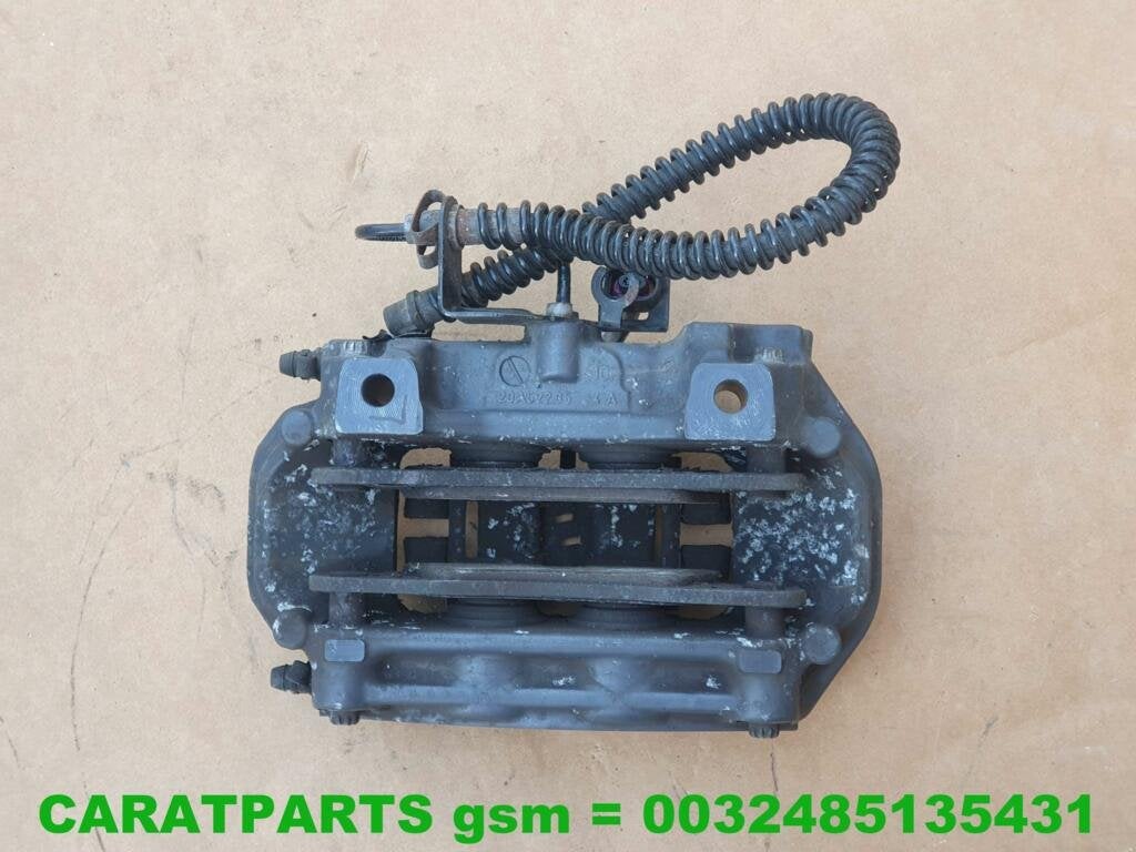 7P0615423 Brembo remklauw 4 pots touareg cayenne q7, Gebruikt, Porscheplatz 1
70435  Stuttgart, DE, Info@porsche.de, Ophalen of Verzenden