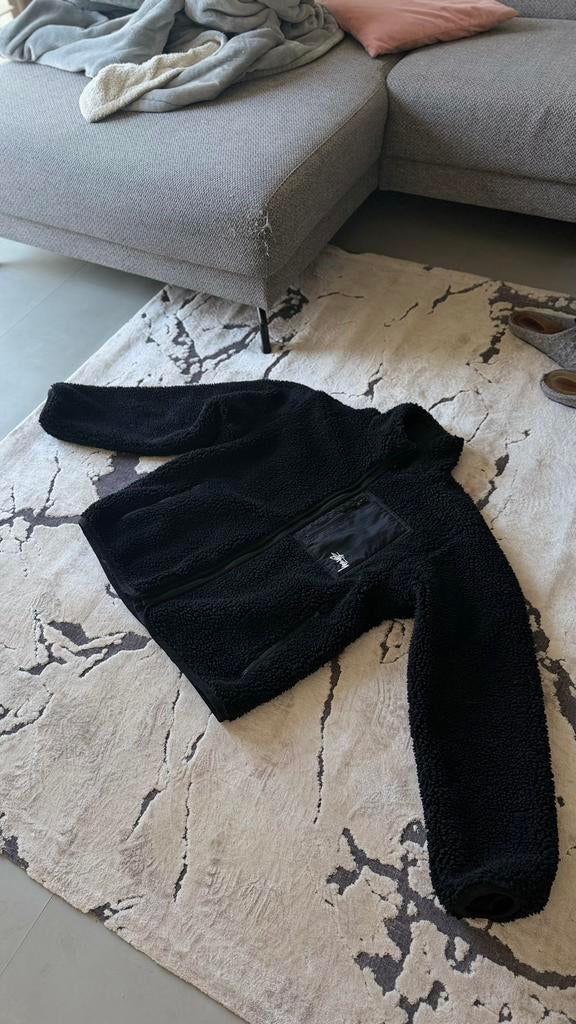 Stüssy Reversible Sherpa Jacket - Zwart - Maat M, Ophalen, Zo goed als nieuw, Maat 48/50 (M), Zwart