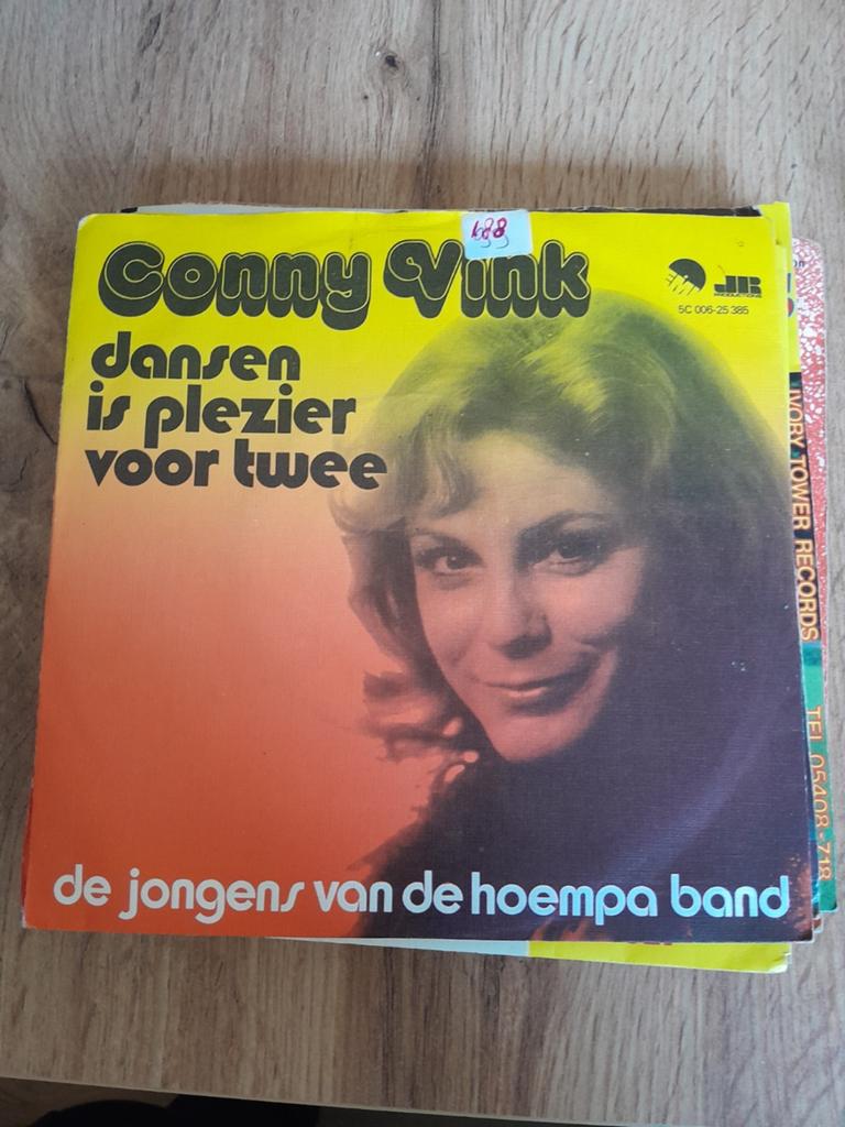 Conny vink 7 inch dansen is plezier voor twee, Cd's en Dvd's, Ophalen of Verzenden, Zo goed als nieuw, Nederlandstalig