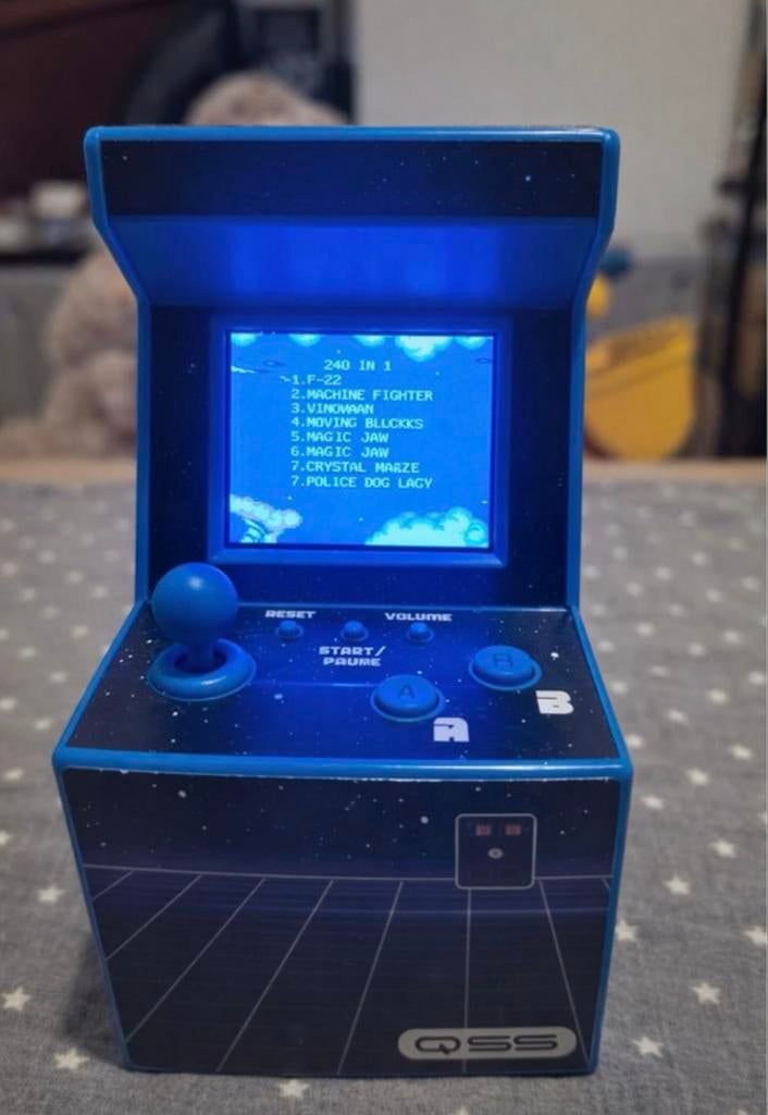 Retro mini arcade console 240 games – blauw, Ophalen of Verzenden, Zo goed als nieuw