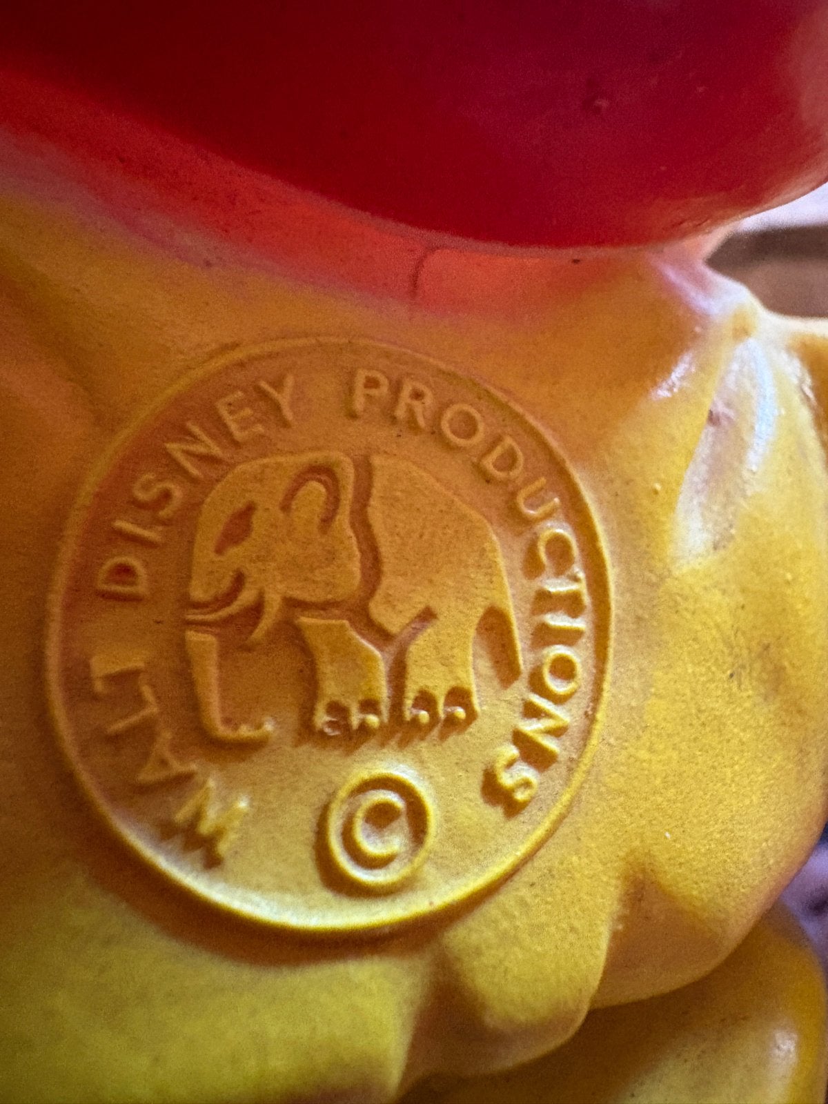 Vintage Walt Disney Productions Ledraplastic knorrig beeldje, Ophalen of Verzenden, Overige figuren, Gebruikt, Beeldje of Figuurtje
