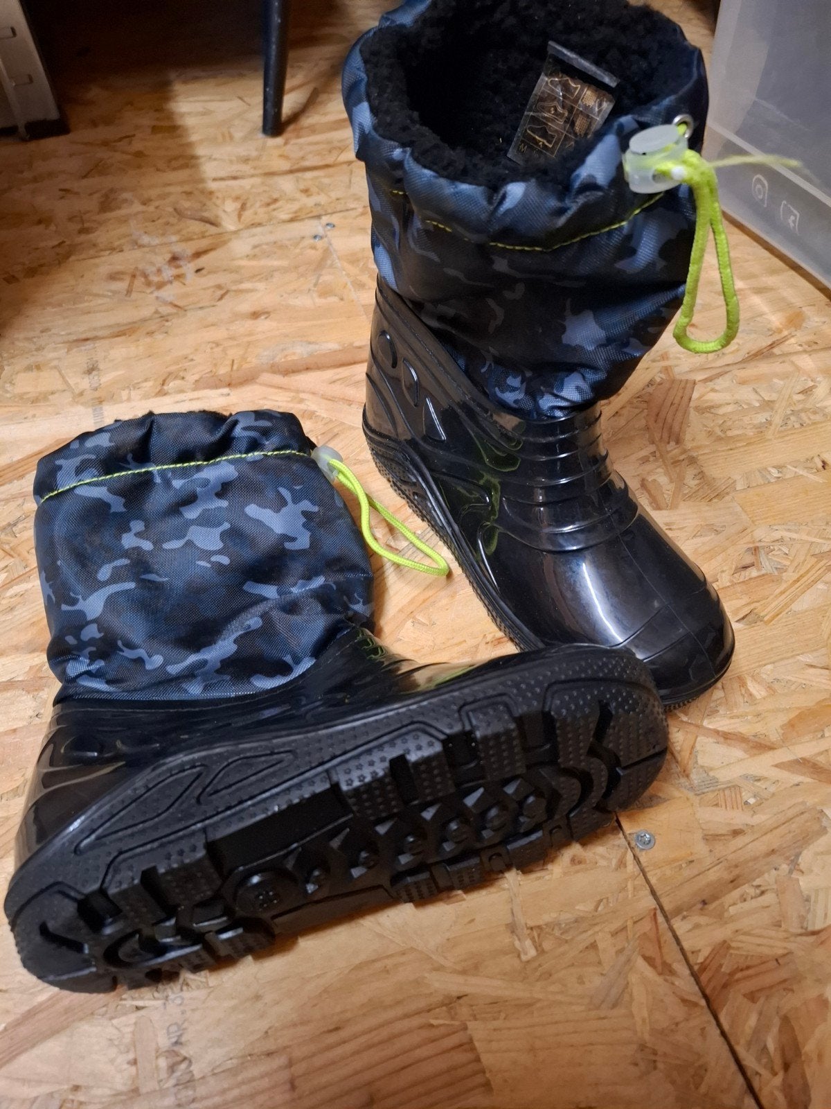 sneeuwschoenen maat 33, Ophalen of Verzenden, Zo goed als nieuw, Schoenen
