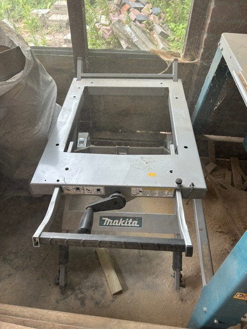 Makita zaagtafel, Ophalen, Cirkelzaag, Zo goed als nieuw, 30 tot 70 mm