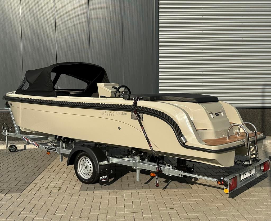 Tendersloep 580 VOL OPTIES NIEUW|20PK|AUDIO|TRAP|ZONNEBED, Watersport en Boten, Sloepen, Ophalen, Zo goed als nieuw, Tender, Verlichting