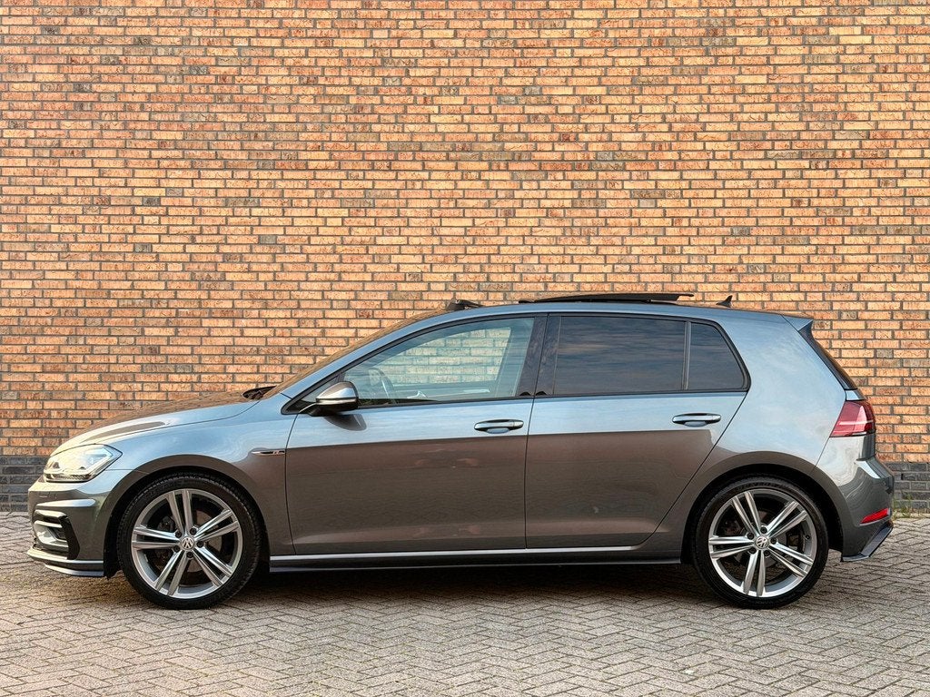 Volkswagen Golf 1.5 TSI 3x R-line Pano Dsg Virtual Dyn Blind, Stof, 4 cilinders, 150 pk, Bedrijf