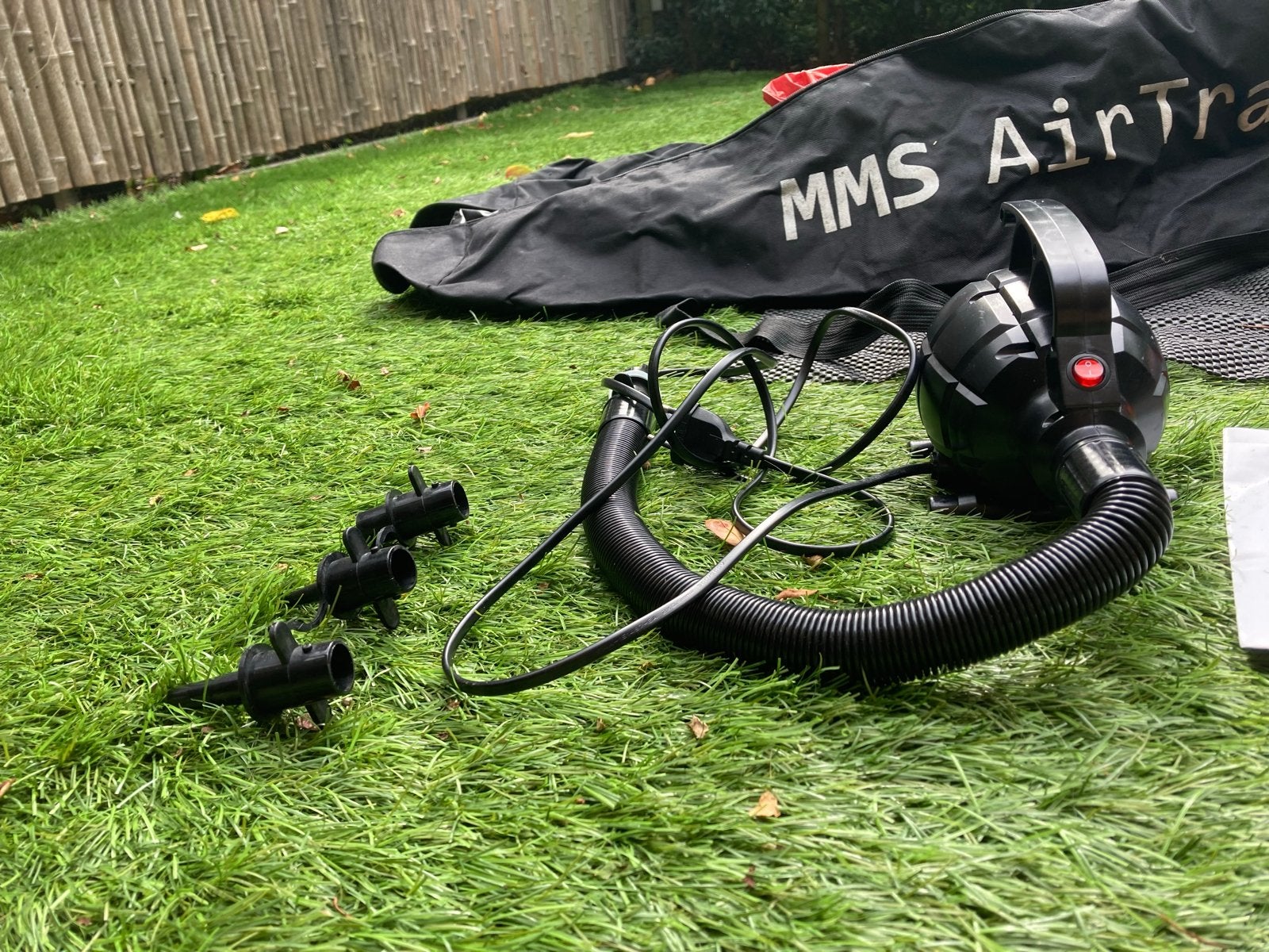 MMS AirTrack met pomp en accessoires, Ophalen, Zo goed als nieuw, Roze, Materiaal