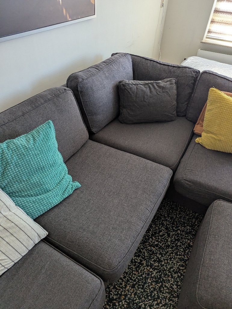 Grey L couch, Ophalen, 250 tot 300 cm, Gebruikt, Hoekbank