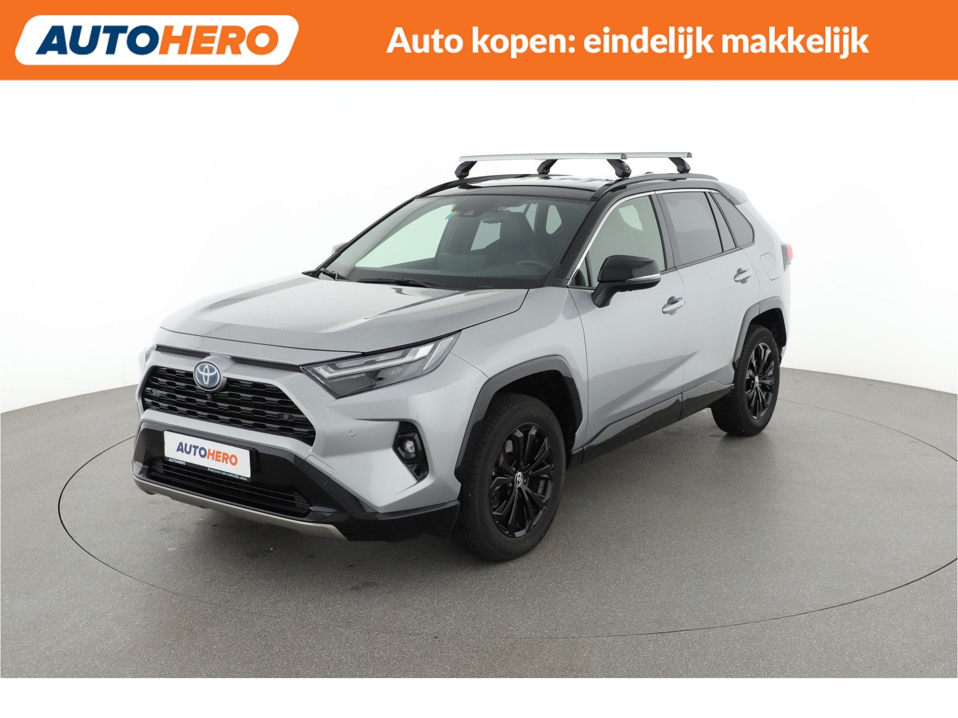 Toyota RAV4 2.5 Hybrid Active |YC59064| (bj 2023, automaat), Auto's, Gebruikt, 4 cilinders, Leder en Stof, 218 pk