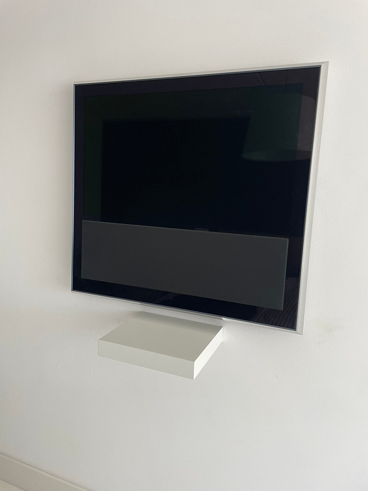 Te koop tv bang & olufsen BeoVision 10 - 32, Ophalen, Zo goed als nieuw, 50 Hz, Overige merken