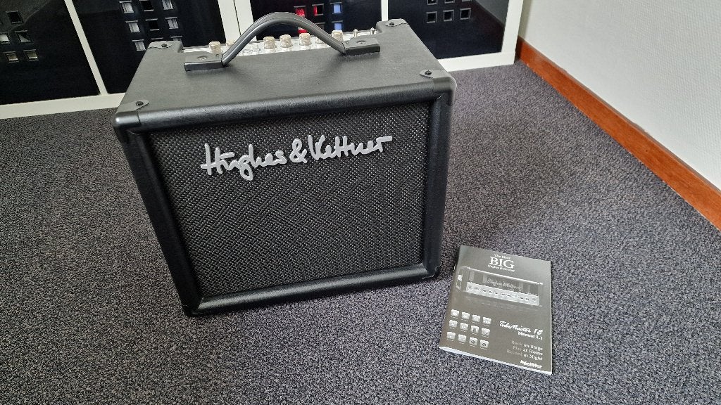 Hughes & Kettner buizenversterker, 18 watt combo, Ophalen, Zo goed als nieuw, Gitaar, Minder dan 50 watt