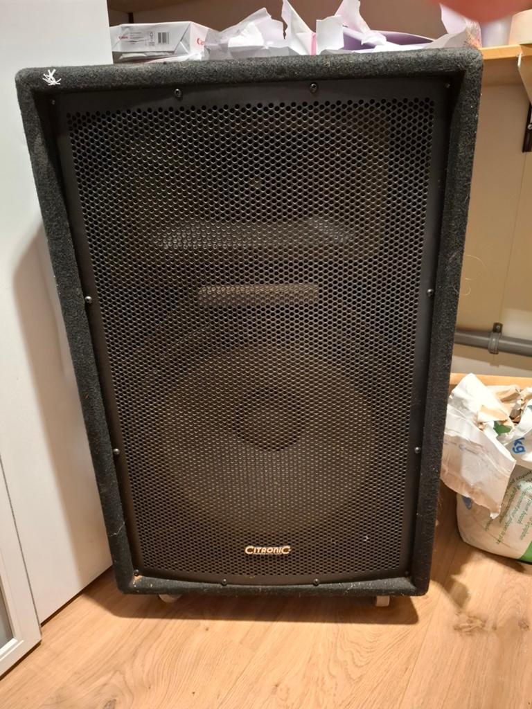 Twee Citronic CB2508 Professionele Luidsprekers 250W, Ophalen, Gebruikt, Audio