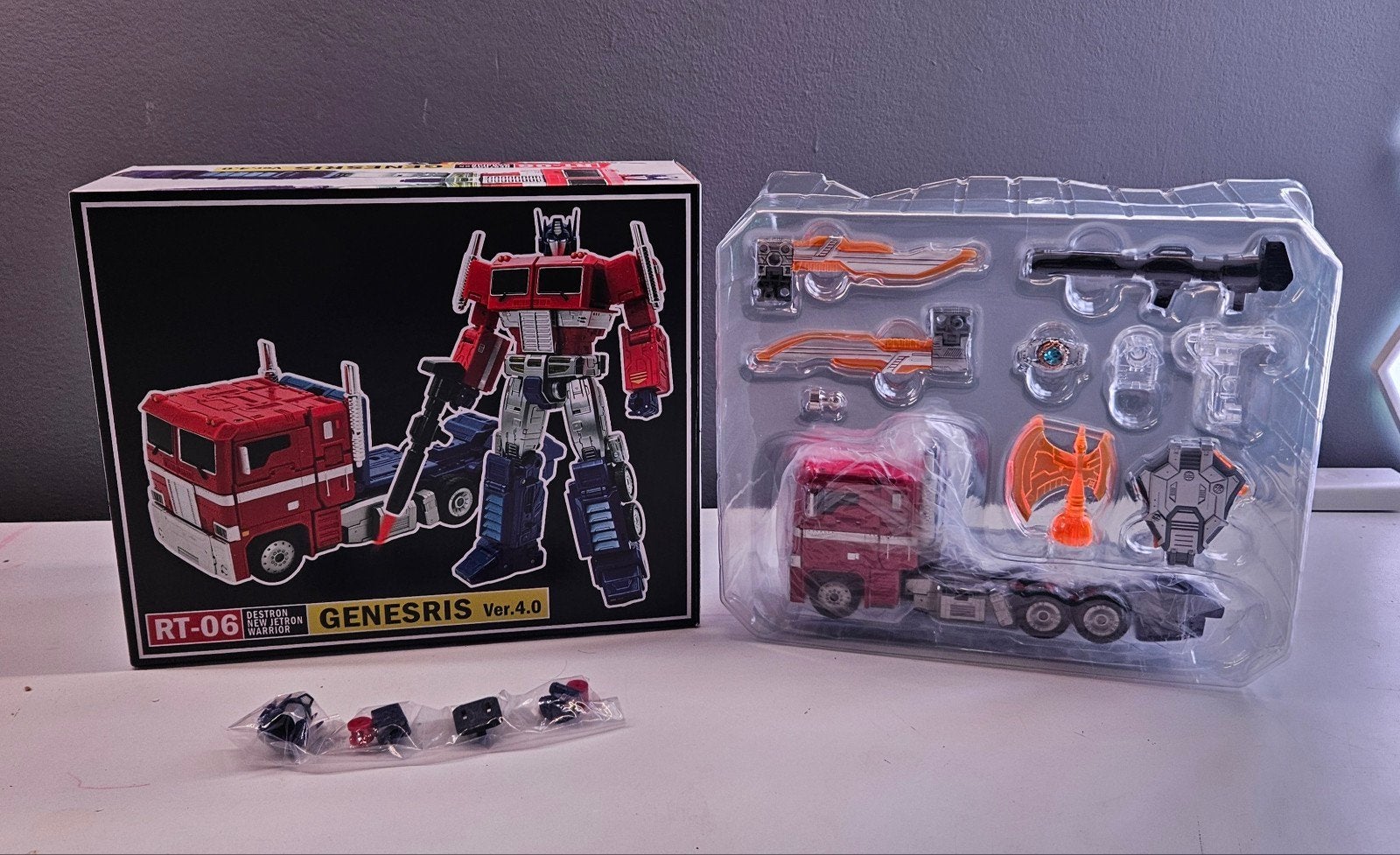 Optimus Prime MPG 17 KO met verbeterde ratchets en handen, Verzamelen, Overige generaties, Ophalen of Verzenden, Zo goed als nieuw