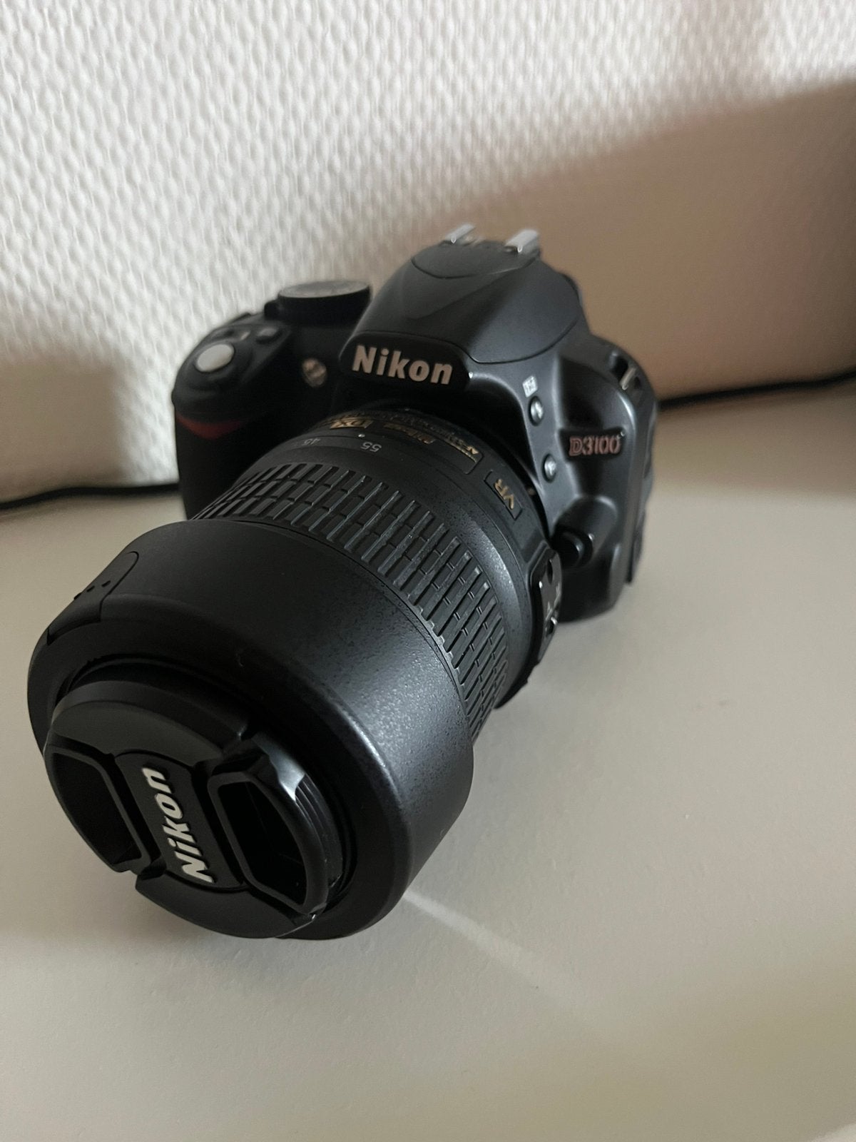 Nikon d3100 + 18-55mm lens, Ophalen, Zo goed als nieuw, Nikon, Minder dan 4 keer