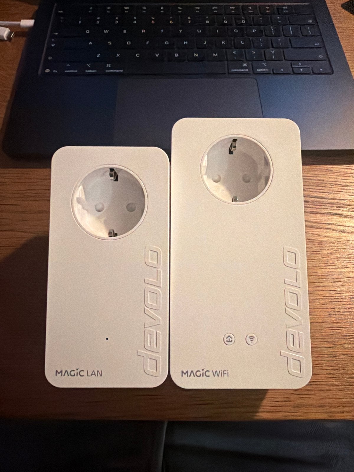 Devolo Magic 2 LAN & Magic WiFi Powerline Adapters, Computers en Software, Ophalen, Zo goed als nieuw