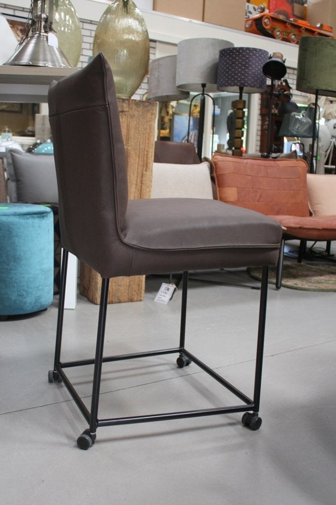 4 luxe barstoelen Forward Jess Design leer met wieltjes, Huis en Inrichting, Barkrukken, Ophalen, Met voetsteun, 60 tot 90 cm