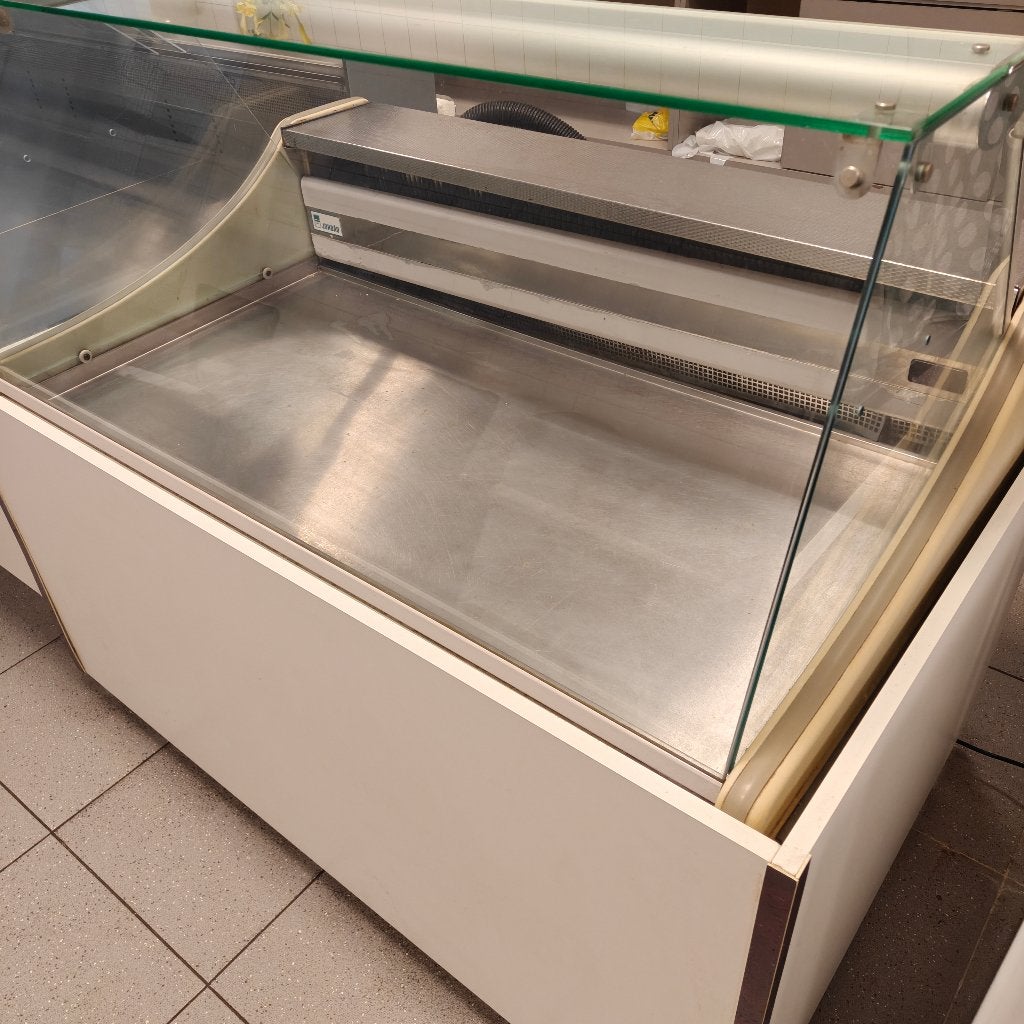Koelvitrine, Ophalen, 120 tot 140 cm, 200 liter of meer, 60 cm of meer