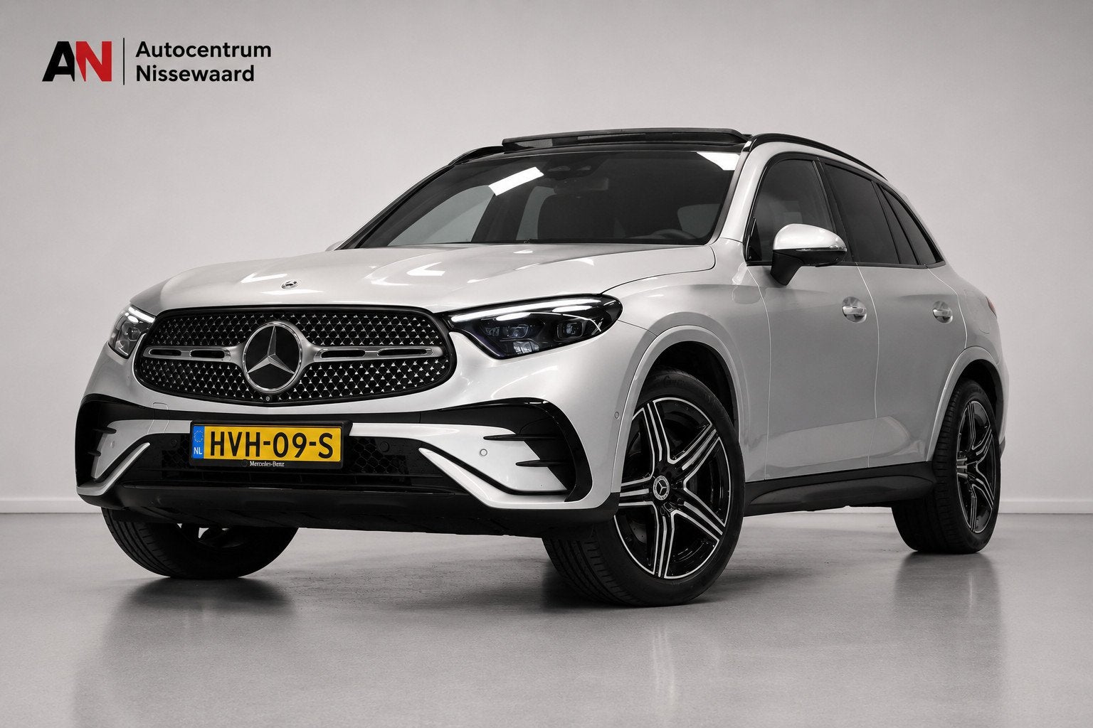 Mercedes-Benz GLC-klasse 300e 4MATIC AMG Line |Pano|Sfeer|Le, Automaat, Gebruikt, Vierwielaandrijving, SUV of Terreinwagen