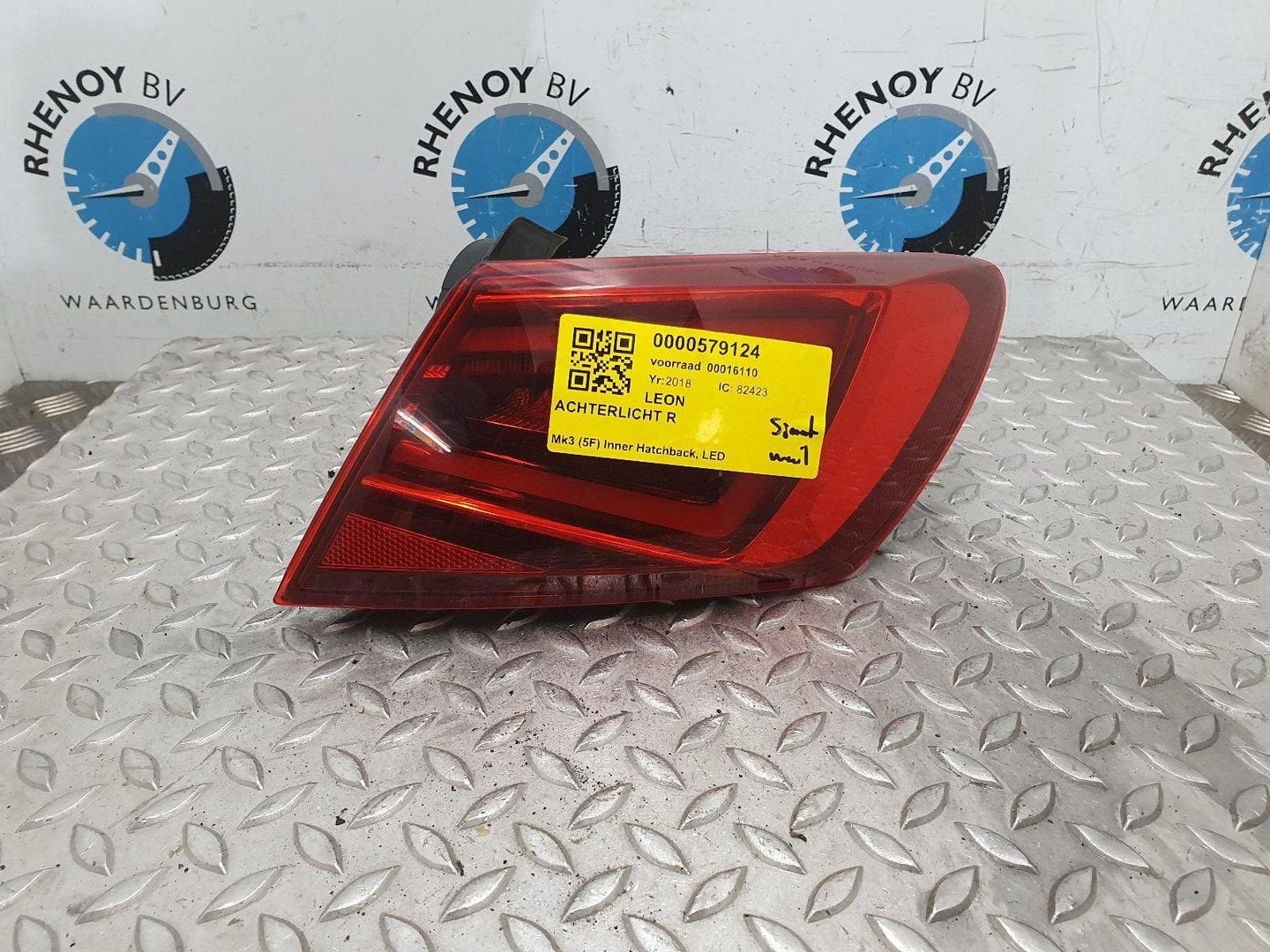 SEAT LEON 2.0 TSI CUPRA  ACHTERLICHT R 2018, Ophalen of Verzenden, Gebruikt, Stiba lid