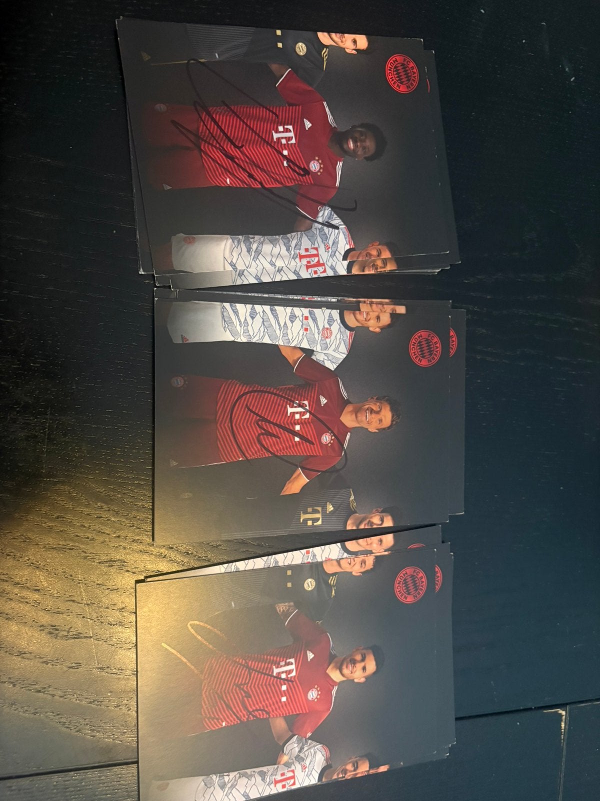 Gesigneerde Bayern München spelers kaarten, Alle leeftijden, Ophalen of Verzenden, Zo goed als nieuw, Overige genres