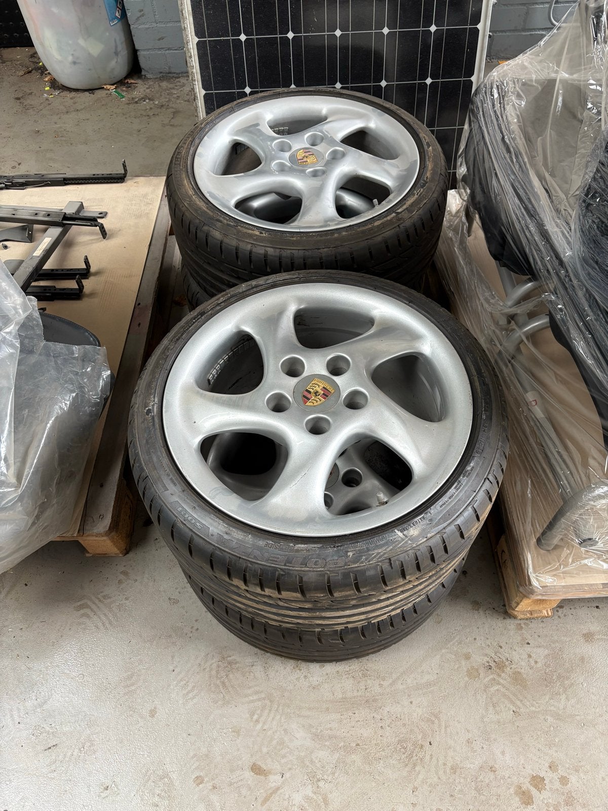 Porsche 911 18 inch velgen met zomerbanden, Auto-onderdelen, Banden en Velgen, Ophalen, 18 inch, Gebruikt, Banden en Velgen